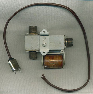 1955-1962 E.F. Johnson "Viking Valiant" AM/CW Transmitter