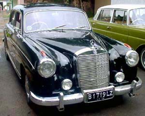 1958 Mercedes 220s webasto